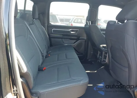 2021 Ram 1500 Big Horn 4X2 5'7 Box from USA, damaged, VIN 1C6RREFT1MN769814